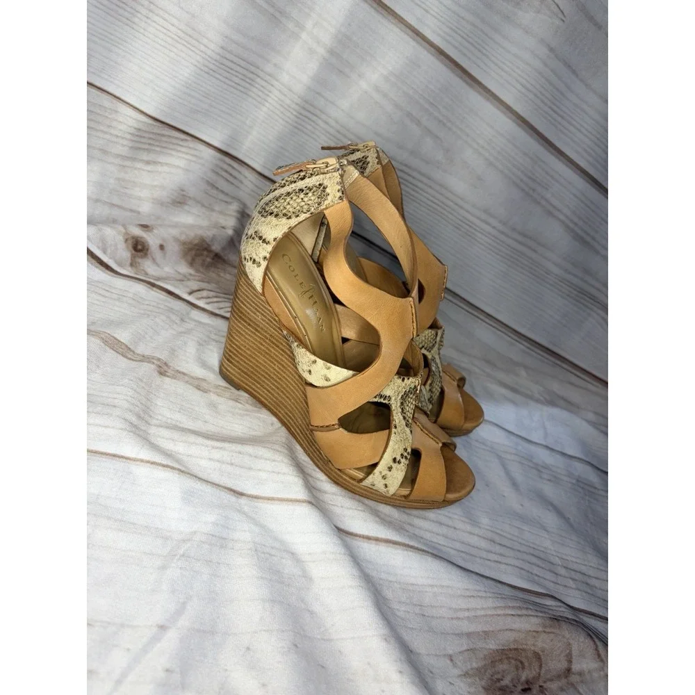 Cole Haan Air Wedge Heel Sandals Womens 7.5 B‎ Brown Leather Strappy Snakeskin